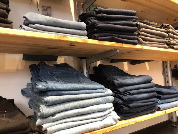 bio-faire-jeans-oikos-rostock