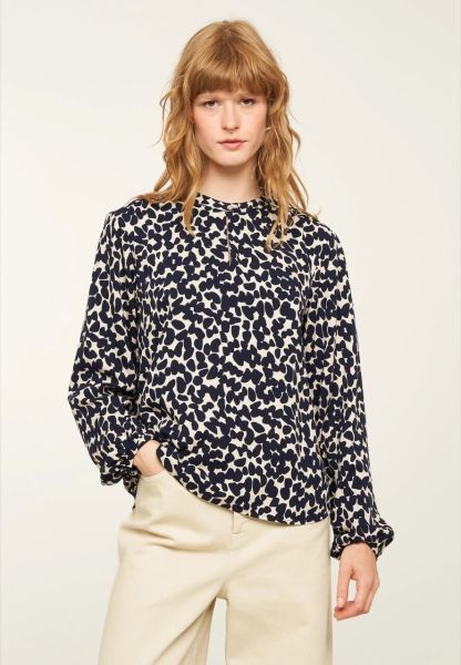 Recolution Ecovero blouse Carambola Jumble Sustainable fashion