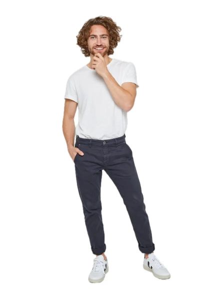 Kuyichi Männer Chino Hose Dexter